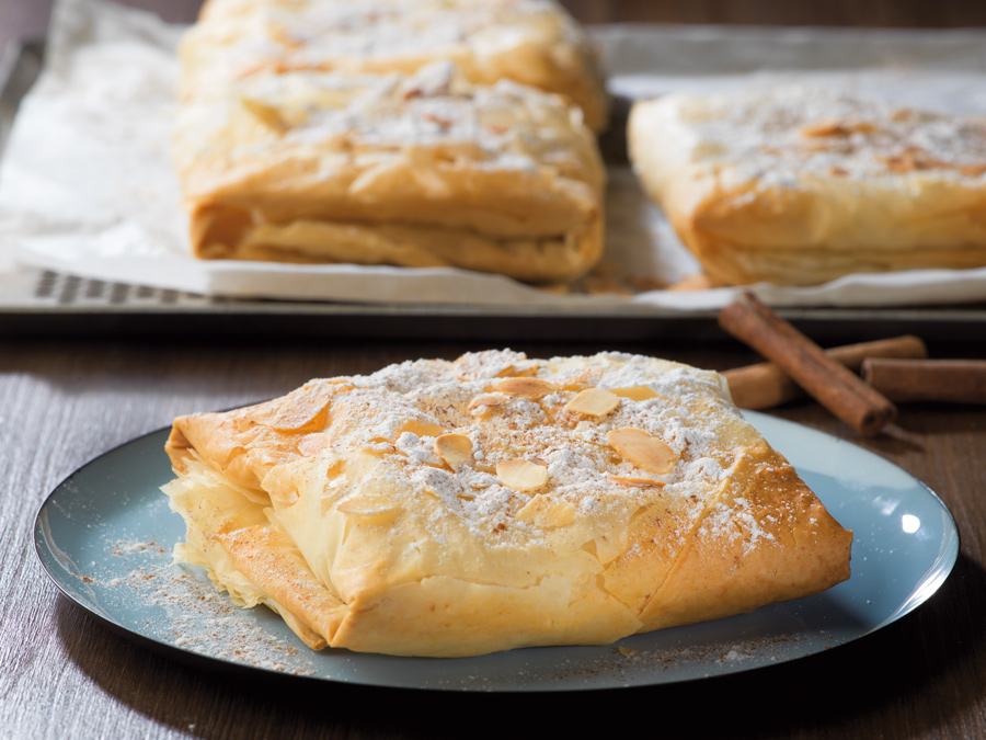 Recette Bougatsa, pâtisserie grecque à la semoule Le Renard.